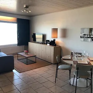  Appartement - Beachfront C3 - Seaview Cosy 4 Personen Met Frontaal Zeezicht, Direct Aan Het